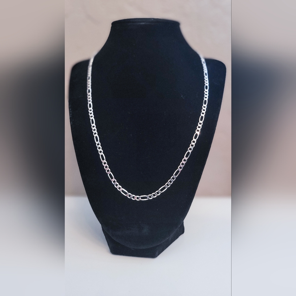 New Sterling silver 20" figaro chain